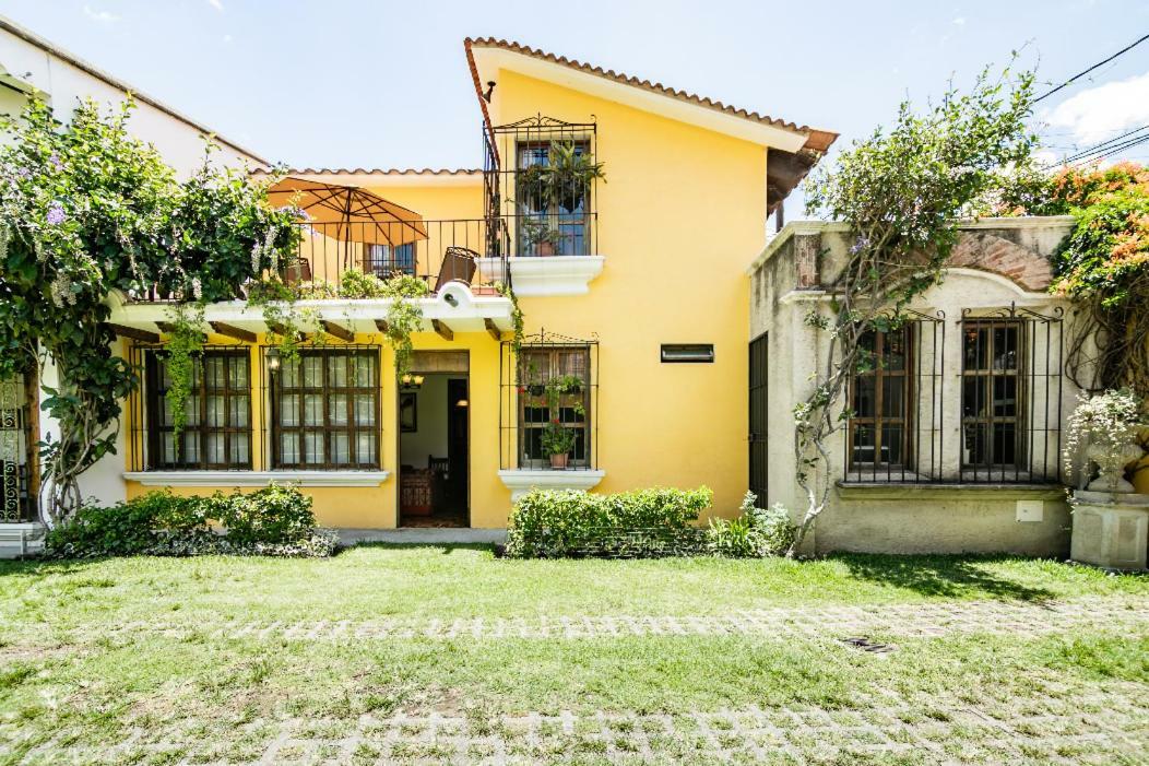 Villas Santa Ana-Ricardo Antigua Zewnętrze zdjęcie